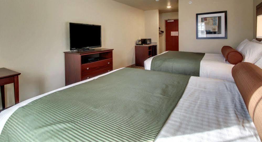 Cobblestone Inn & Suites - Lakin المظهر الخارجي الصورة